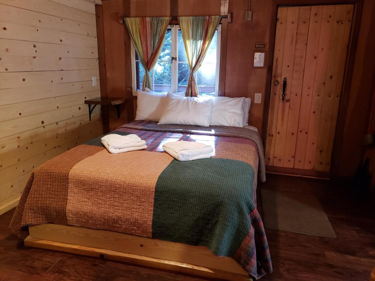 Riverside Campground & Cabins 大苏尔 外观 照片